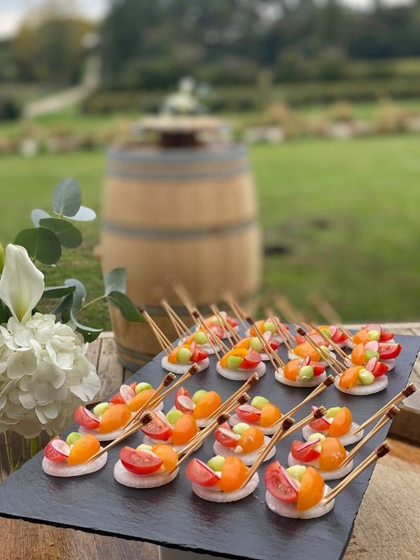 chateau la garde mariages invites salle receptif 2